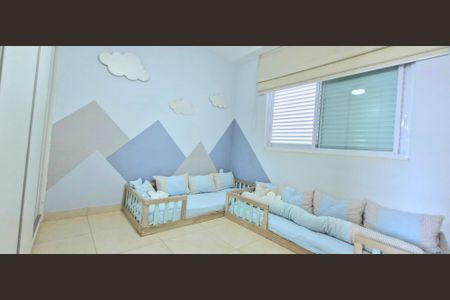 Casa de condomínio à venda com 1000m², 6 quartos e 5 vagasQuarto 2