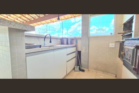 Casa de condomínio à venda com 1000m², 6 quartos e 5 vagasChurrasqueira