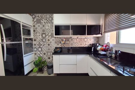 Apartamento à venda com 86m², 2 quartos e 2 vagas Apartamento à venda com 86m², 2 quartos e 2 vagasCozinha