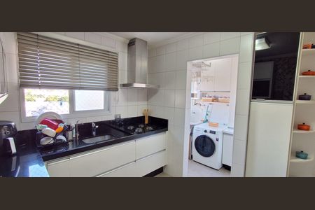 Apartamento à venda com 86m², 2 quartos e 2 vagas Apartamento à venda com 86m², 2 quartos e 2 vagasCozinha