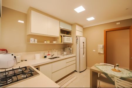 Apartamento à venda com 100m², 3 quartos e 2 vagasCozinha