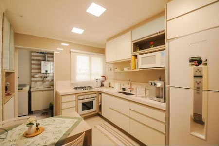 Apartamento à venda com 100m², 3 quartos e 2 vagasCozinha