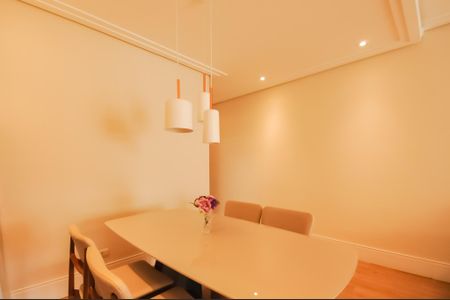 Apartamento à venda com 100m², 3 quartos e 2 vagasSala