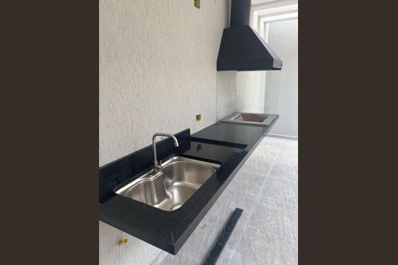Casa à venda com 153m², 3 quartos e 3 vagas Casa à venda com 153m², 3 quartos e 3 vagasFoto 02