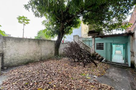 Casa à venda com 200m², 3 quartos e 4 vagas Casa à venda com 200m², 3 quartos e 4 vagasQuintal