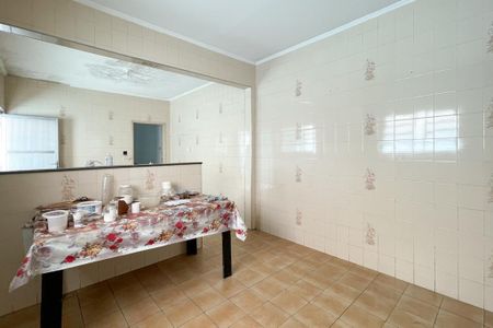 Casa à venda com 200m², 3 quartos e 4 vagas Casa à venda com 200m², 3 quartos e 4 vagasCopa