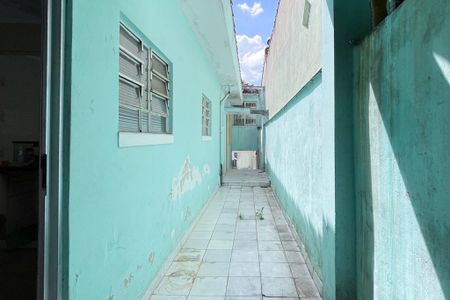 Casa à venda com 200m², 3 quartos e 4 vagas Casa à venda com 200m², 3 quartos e 4 vagasQuintal lateral