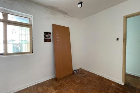 Casa à venda com 200m², 3 quartos e 4 vagas Casa à venda com 200m², 3 quartos e 4 vagasQuarto 1