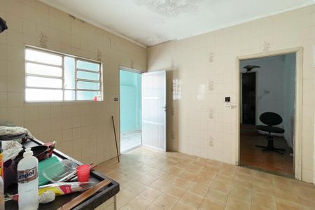 Casa à venda com 200m², 3 quartos e 4 vagas Casa à venda com 200m², 3 quartos e 4 vagasCozinha