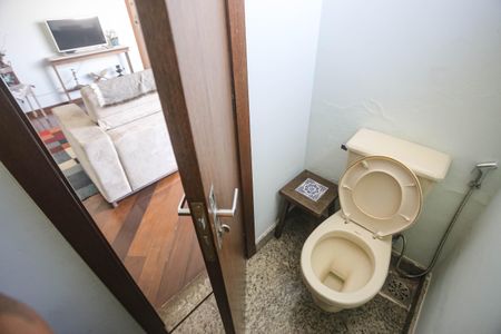 Apartamento à venda com 265m², 4 quartos e 4 vagasLavabo