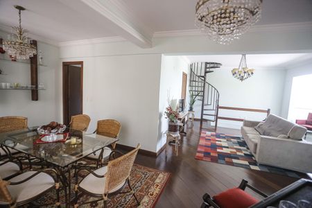 Apartamento à venda com 265m², 4 quartos e 4 vagasSala de Jantar