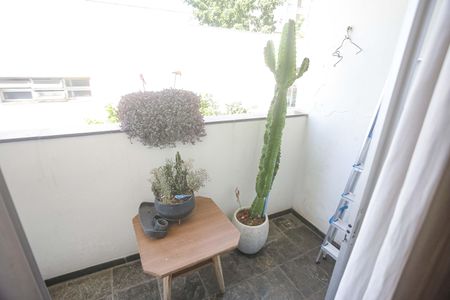 Apartamento à venda com 265m², 4 quartos e 4 vagasVaranda - Sala