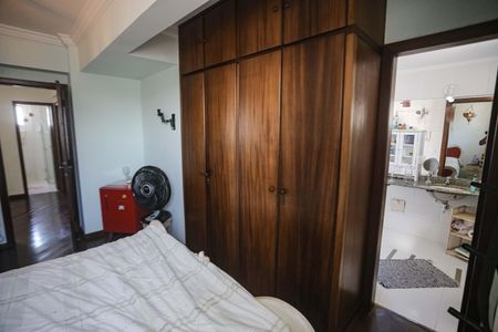 Apartamento à venda com 265m², 4 quartos e 4 vagasQuarto 3