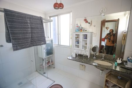 Apartamento à venda com 265m², 4 quartos e 4 vagasBanheiro