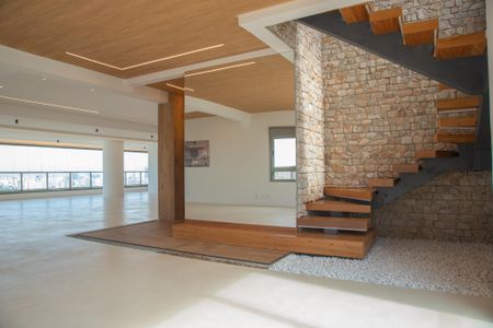 Apartamento à venda com 838m², 5 quartos e 7 vagasSala