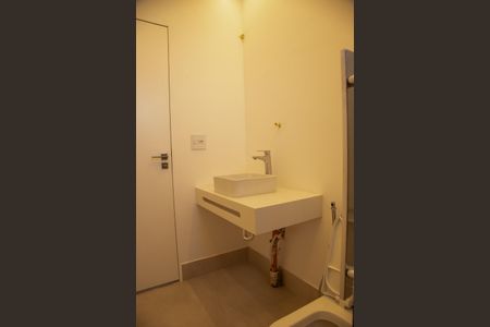 Apartamento à venda com 838m², 5 quartos e 7 vagasBanheiro da Suíte 5