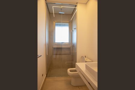 Apartamento à venda com 838m², 5 quartos e 7 vagasBanheiro da Suíte 4