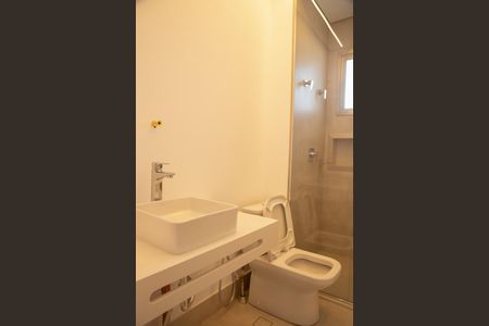 Apartamento à venda com 838m², 5 quartos e 7 vagasBanheiro da Suíte 5