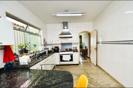 Casa à venda com 300m², 5 quartos e 2 vagasCozinha casa2