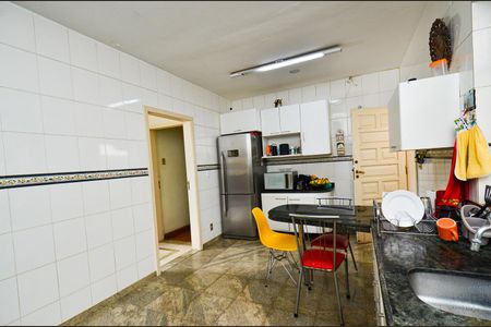 Casa à venda com 300m², 5 quartos e 2 vagasCozinha casa2