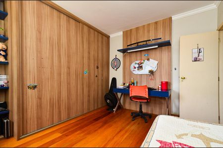 Casa à venda com 300m², 5 quartos e 2 vagasQuarto1 casa2