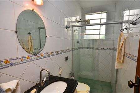 Casa à venda com 300m², 5 quartos e 2 vagasBanheiro social/ casa1