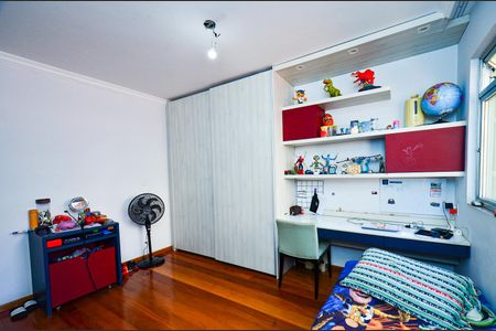Casa à venda com 300m², 5 quartos e 2 vagasQuarto2 casa2