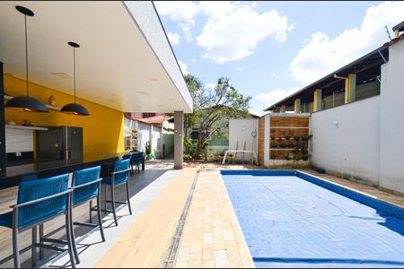 Casa à venda com 300m², 5 quartos e 2 vagasEspaço Gourmet