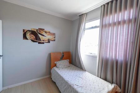 Apartamento à venda com 110m², 4 quartos e 3 vagas Apartamento à venda com 110m², 4 quartos e 3 vagasQuarto 2