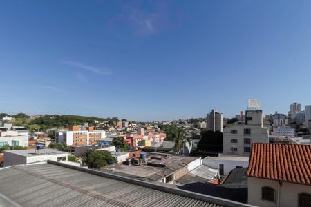Apartamento à venda com 110m², 4 quartos e 3 vagas Apartamento à venda com 110m², 4 quartos e 3 vagasQuarto 2 - Vista