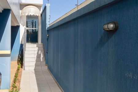 Apartamento à venda com 110m², 4 quartos e 3 vagas Apartamento à venda com 110m², 4 quartos e 3 vagasEntrada