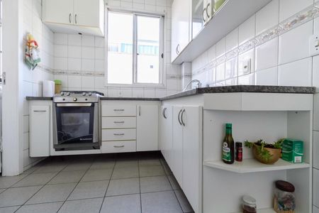 Apartamento à venda com 110m², 4 quartos e 3 vagas Apartamento à venda com 110m², 4 quartos e 3 vagasCozinha