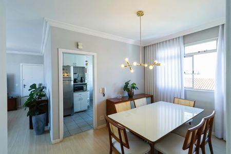 Apartamento à venda com 110m², 4 quartos e 3 vagas Apartamento à venda com 110m², 4 quartos e 3 vagasSala de Jantar