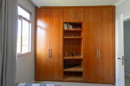 Apartamento à venda com 110m², 4 quartos e 3 vagas Apartamento à venda com 110m², 4 quartos e 3 vagasQuarto 1