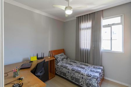 Apartamento à venda com 110m², 4 quartos e 3 vagas Apartamento à venda com 110m², 4 quartos e 3 vagasQuarto 1