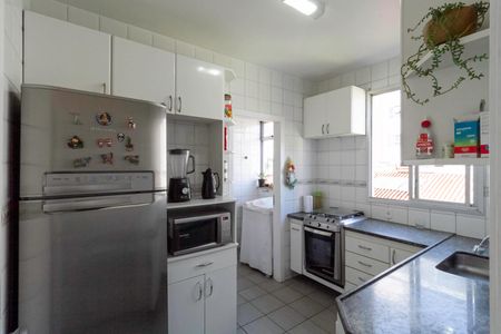 Apartamento à venda com 110m², 4 quartos e 3 vagas Apartamento à venda com 110m², 4 quartos e 3 vagasCozinha