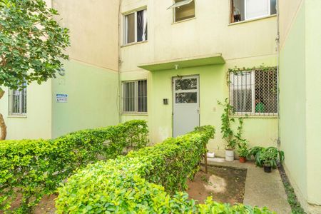 Apartamento à venda com 40m², 2 quartos e 1 vaga Apartamento à venda com 40m², 2 quartos e 1 vagaFachada do bloco