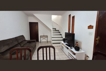 Casa à venda com 139m², 2 quartos e 2 vagas Casa à venda com 139m², 2 quartos e 2 vagasSala
