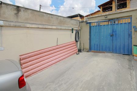 Casa à venda com 155m², 2 quartos e 6 vagasGaragem