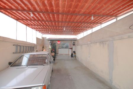 Casa à venda com 155m², 2 quartos e 6 vagasGaragem