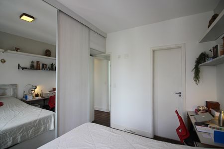 Apartamento à venda com 77m², 3 quartos e 2 vagasQuarto 1 - Suíte