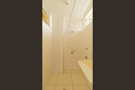 Apartamento à venda com 57m², 2 quartos e 1 vaga Apartamento à venda com 57m², 2 quartos e 1 vagaCozinha e Área de Serviço