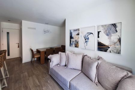 Apartamento à venda com 94m², 3 quartos e 2 vagas Apartamento à venda com 94m², 3 quartos e 2 vagasSala