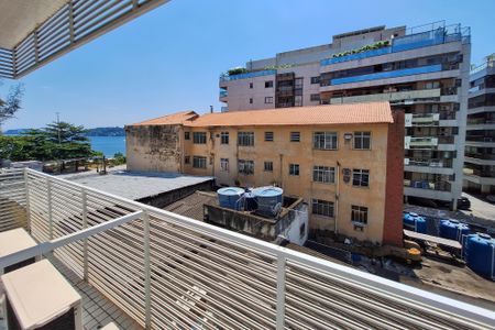 Apartamento à venda com 94m², 3 quartos e 2 vagas Apartamento à venda com 94m², 3 quartos e 2 vagasQuarto 2