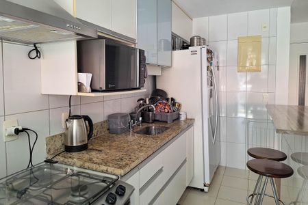 Apartamento à venda com 94m², 3 quartos e 2 vagas Apartamento à venda com 94m², 3 quartos e 2 vagasCozinha