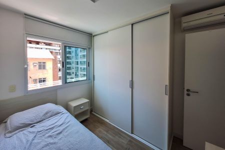 Apartamento à venda com 94m², 3 quartos e 2 vagas Apartamento à venda com 94m², 3 quartos e 2 vagasQuarto 1