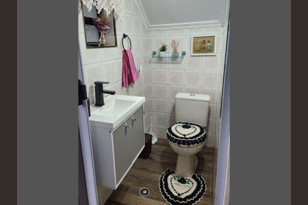 Casa à venda com 140m², 2 quartos e 2 vagas