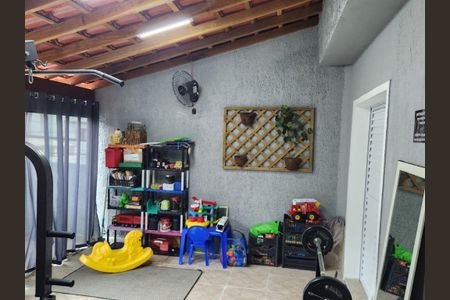 Casa à venda com 140m², 2 quartos e 2 vagas