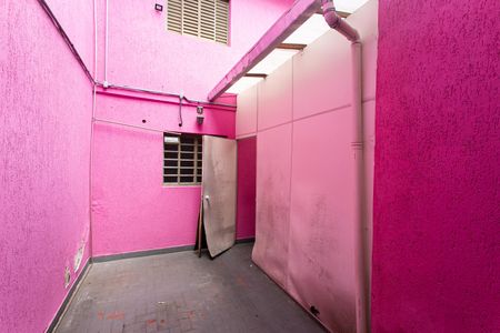 Casa à venda com 350m², 5 quartos e 5 vagas Casa à venda com 350m², 5 quartos e 5 vagasQuintal