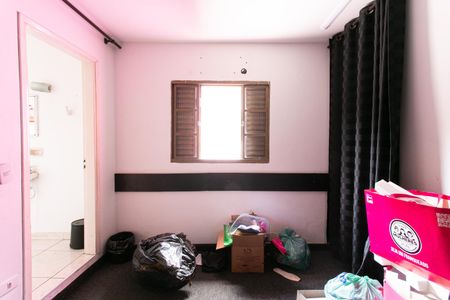 Casa à venda com 350m², 5 quartos e 5 vagas Casa à venda com 350m², 5 quartos e 5 vagasEdícula - Suíte